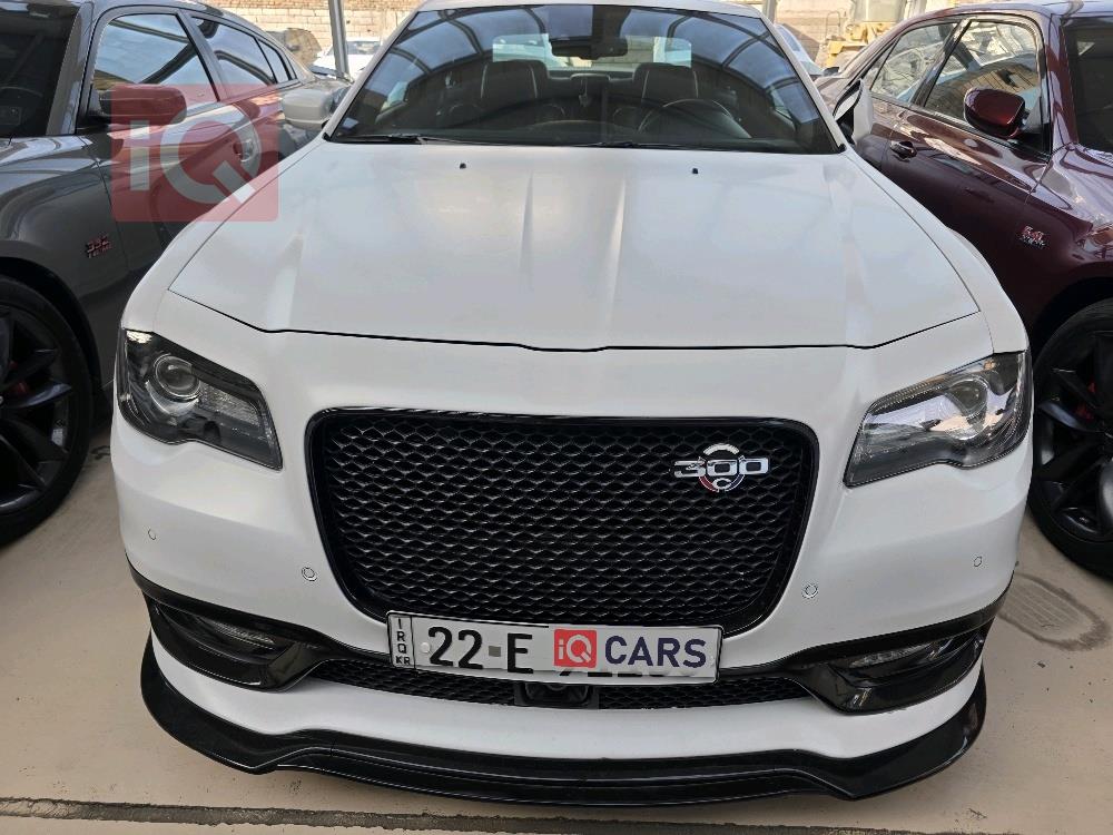 كرايسلر 300